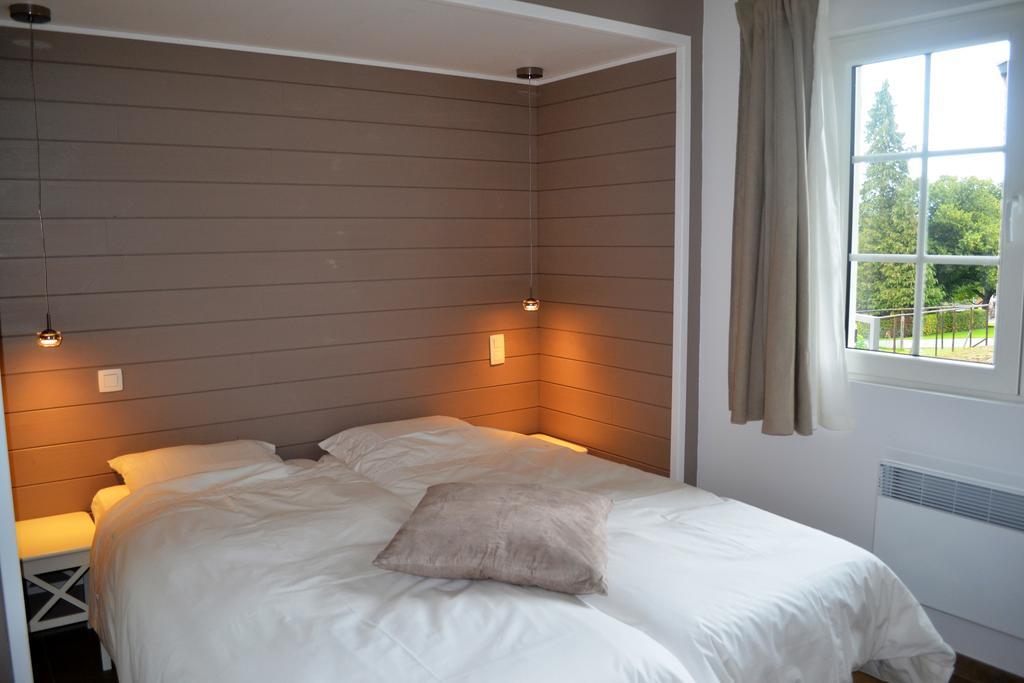 Sous Le Saule Holiday Home Heyd 客房 照片