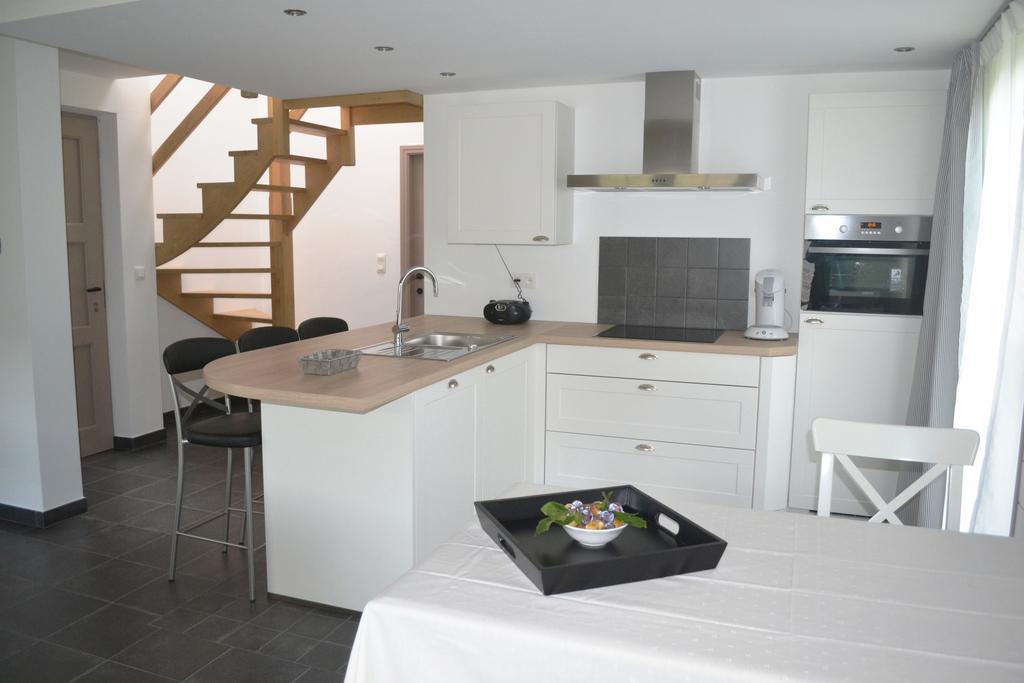 Sous Le Saule Holiday Home Heyd 客房 照片